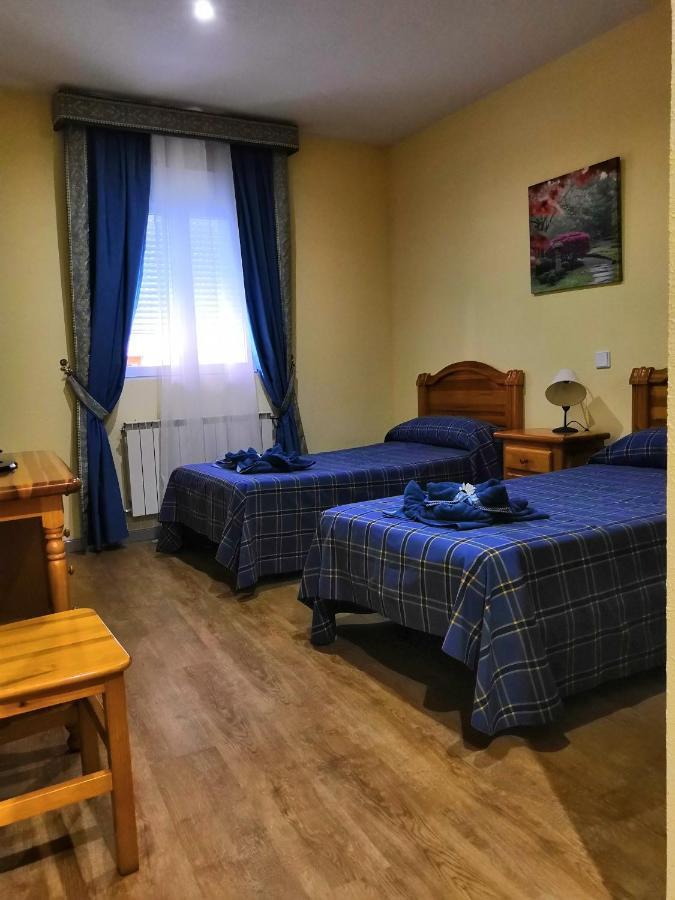 Hostal Hotel El Chato El Barraco Kültér fotó
